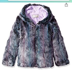 Beautiful faux fur kids winter coat ❄️⛄️